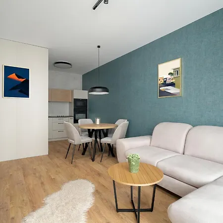 Sage By Kramm Daire *